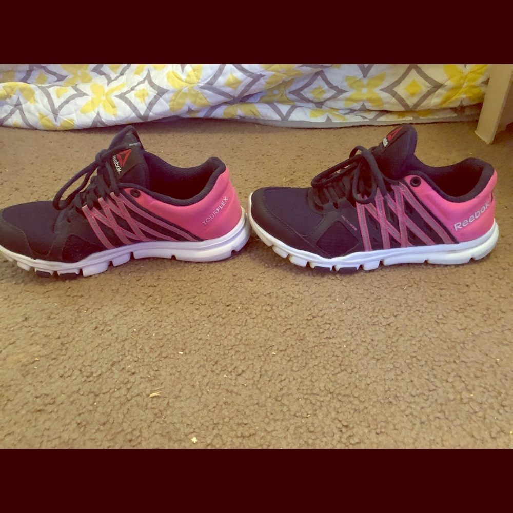 Reebok “Your Flex” Memory Gel shoes size 6.5